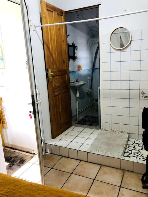 Habitation Santos 6 Personnes Terre De Haut Les Saintes Exterior foto